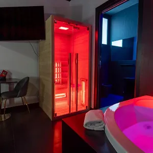 Maximum Hub Suite&spa Palerme